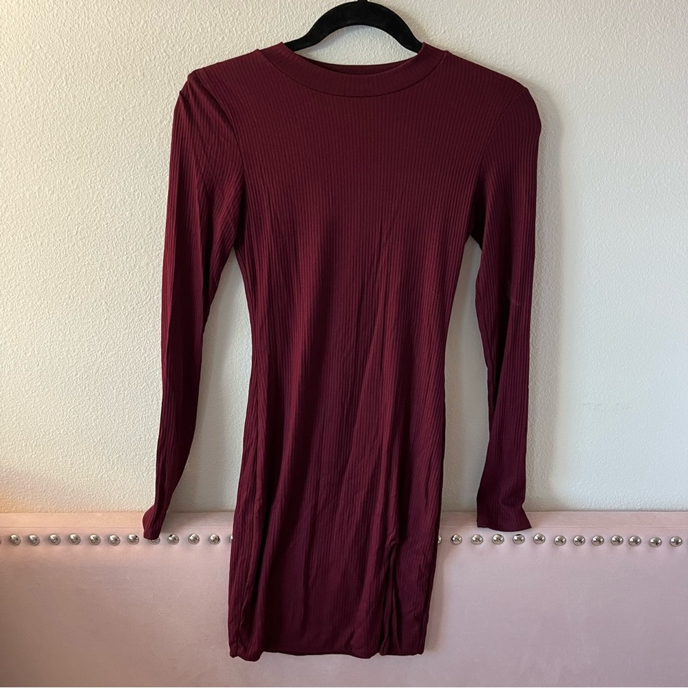 BRAND NEW Burgundy Sweater Dress (XS/S)